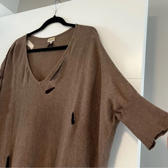 Dynamite | Distressed Oversized Sweater - Picture 3 of 14